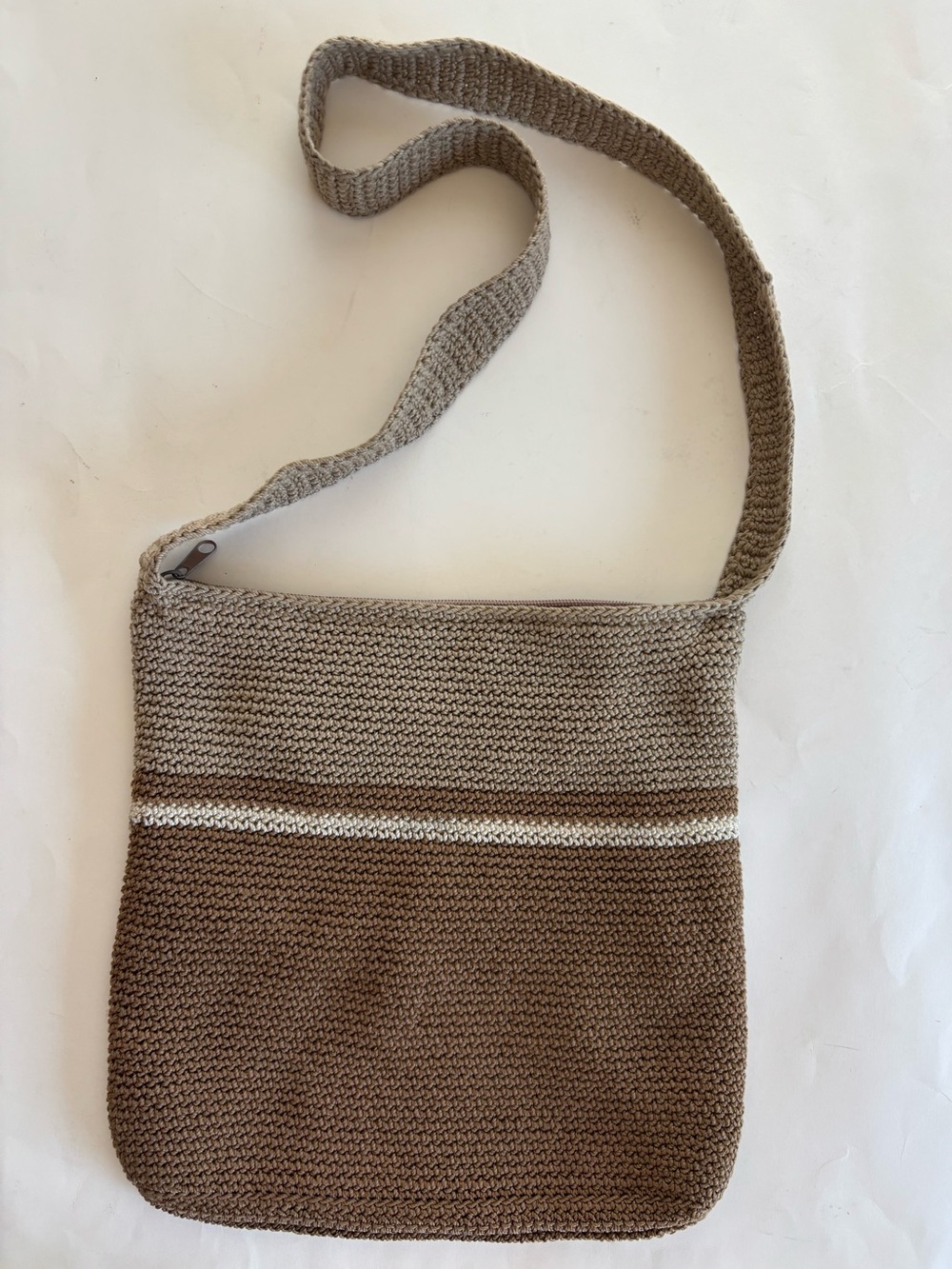 Hobo Bag - Brn/Tan/Beige Crochet Crossbody Bag. Interior/Exterior Zip Pockets.